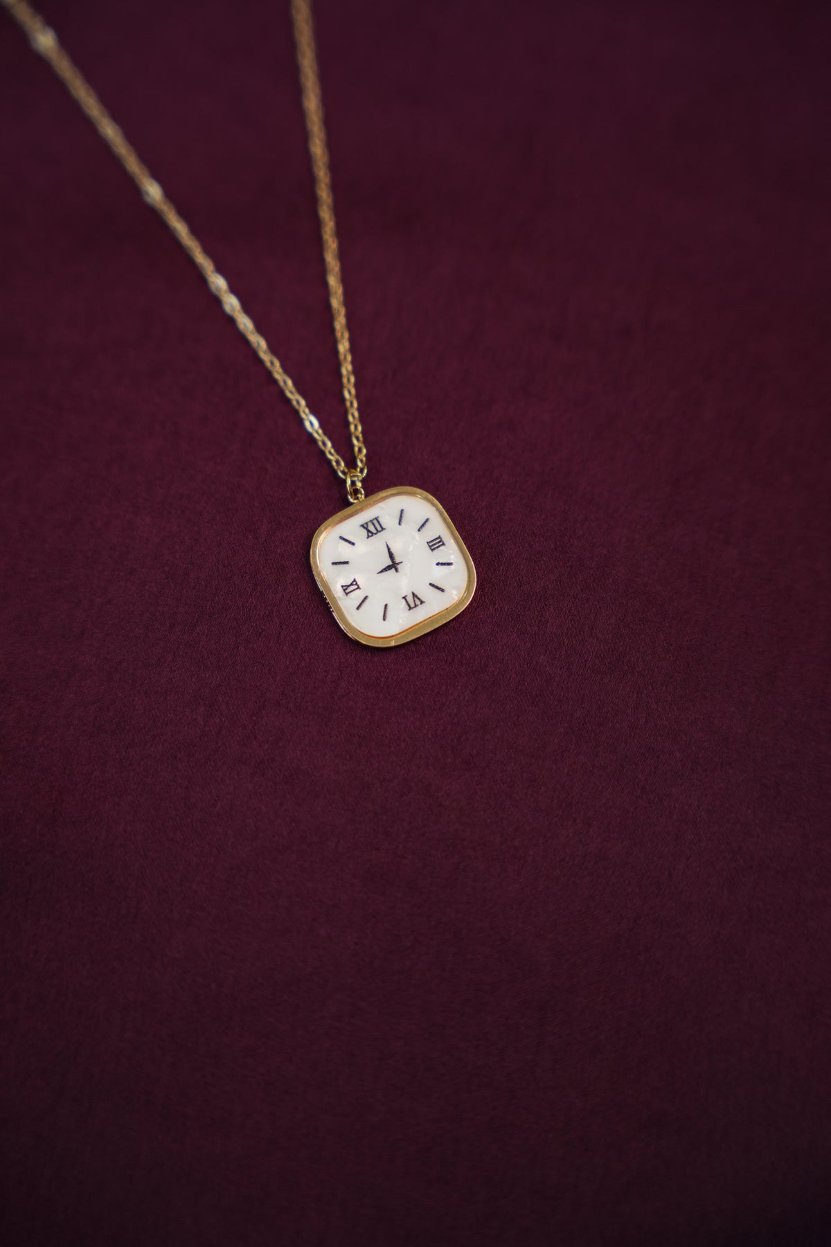 Samaya-Gold Tone Clock Pendant Chain