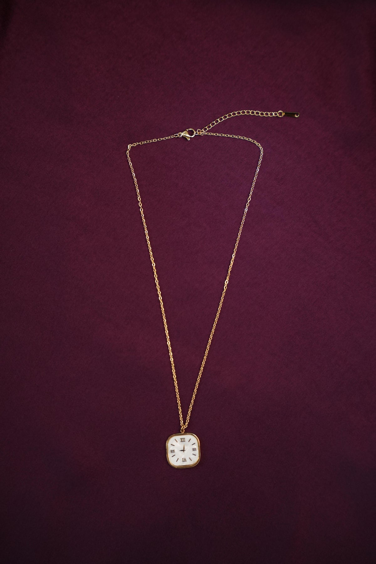 Samaya-Gold Tone Clock Pendant Chain