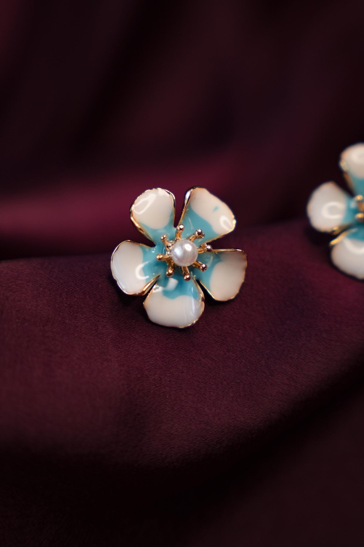 FLORAL PEARL STUD